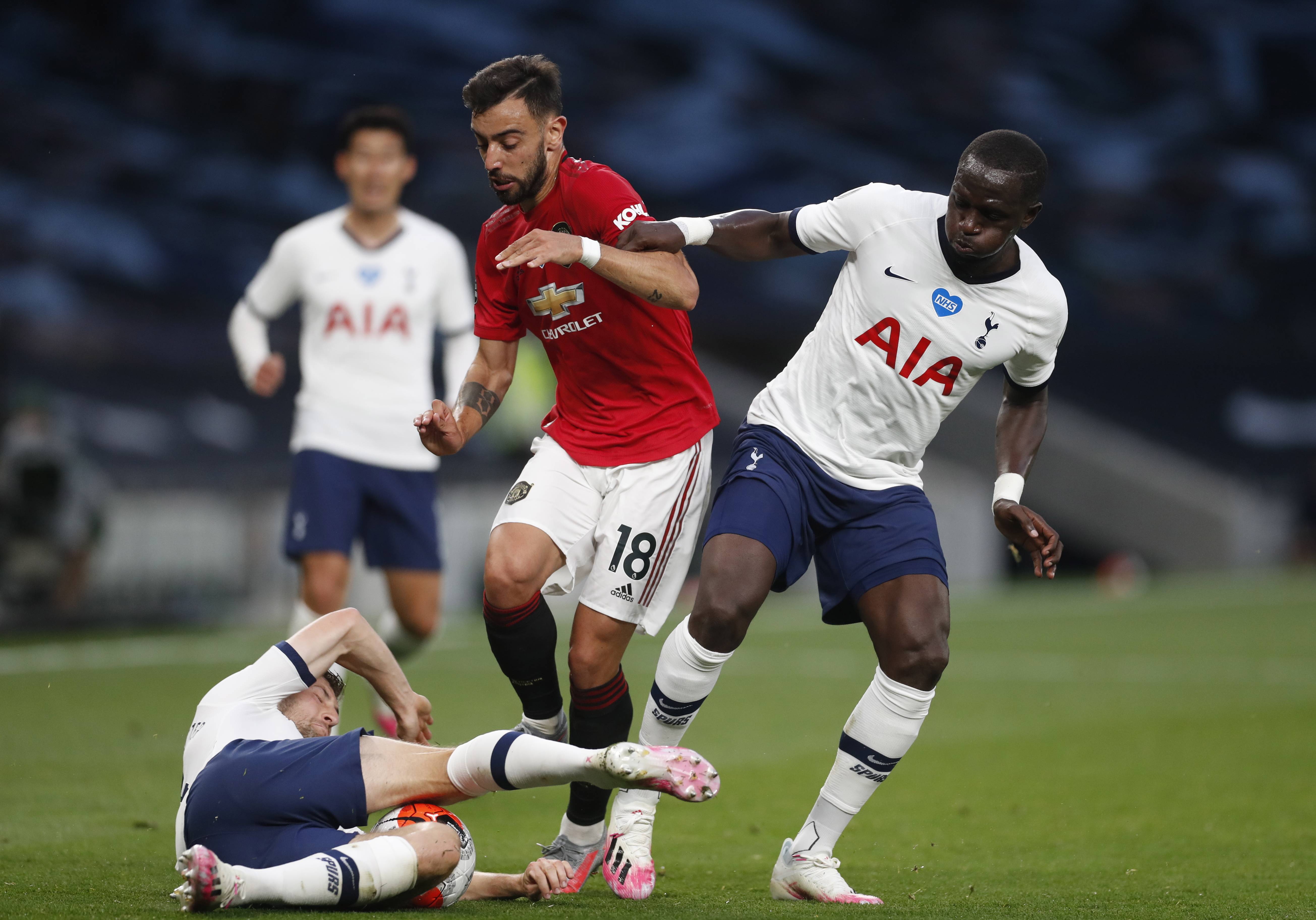 收入都曾突 收入都曾突